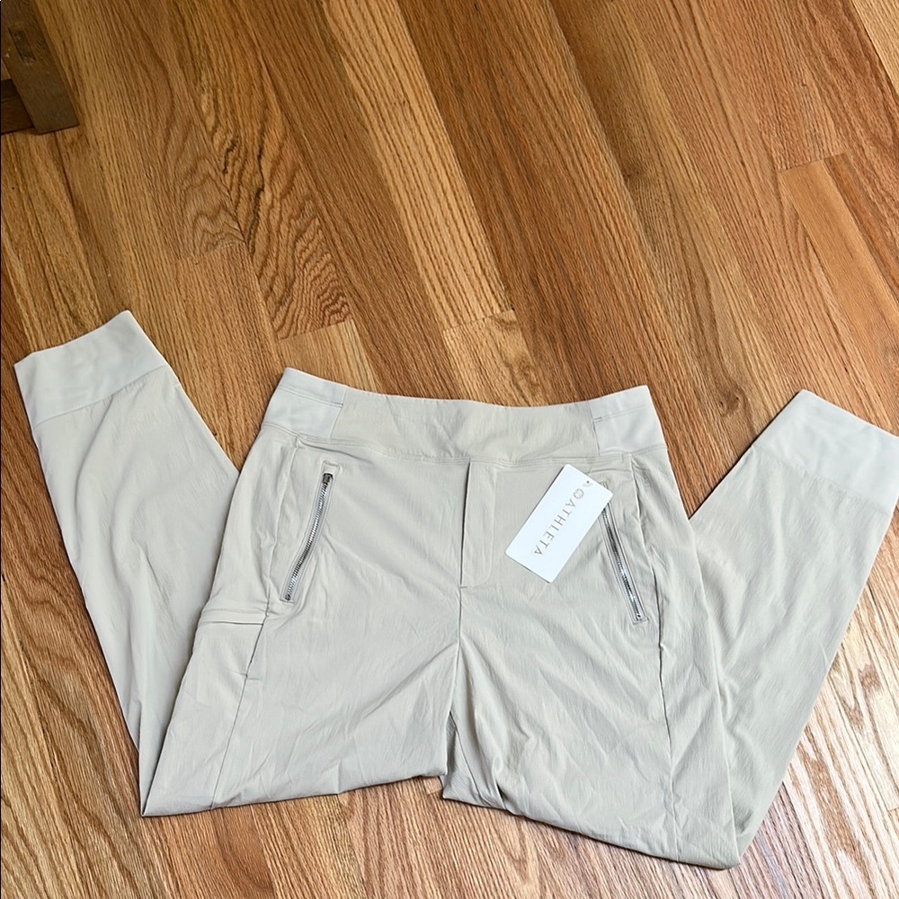 Athleta Trekkie North Jogger NWT 8